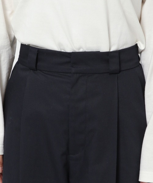 LOWRYS FARM(ローリーズファーム)の「ロールアップワイドパンツ 975284(チノパンツ・レディース・ベージュ/ネイビー・FREE)」の17枚目の写真