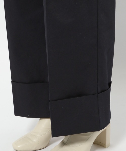 LOWRYS FARM(ローリーズファーム)の「ロールアップワイドパンツ 975284(チノパンツ・レディース・ベージュ/ネイビー・FREE)」の19枚目の写真