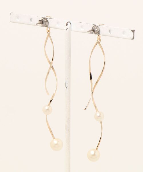 AIMER（エメ）の「パールツイストピアス（ピアス（両耳用））」 - WEAR