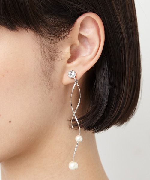 パール　ピアス　両耳 3連 パール ピアス スタッド ピアス パーティー 結婚式 お呼ばれ