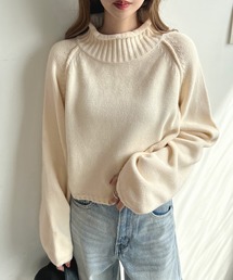 ハイネックショート丈ニット