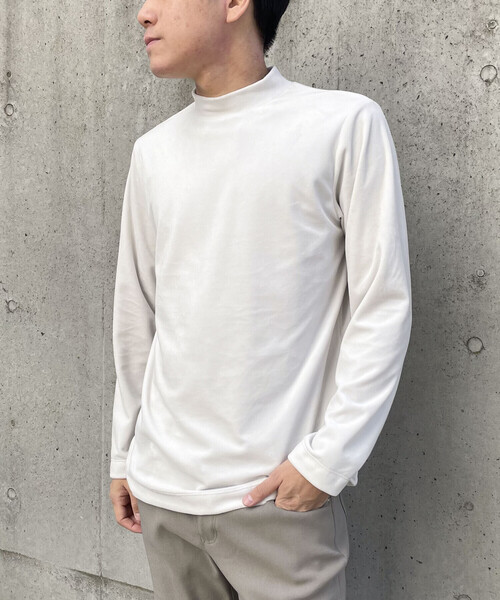 COMME CA ISM(コムサイズム)の「ベロアジャージ ハイネックTシャツ(Tシャツ/カットソー・メンズ・チャコール/ブラック/ボルドー/ホワイト・L/M)」の2枚目の写真
