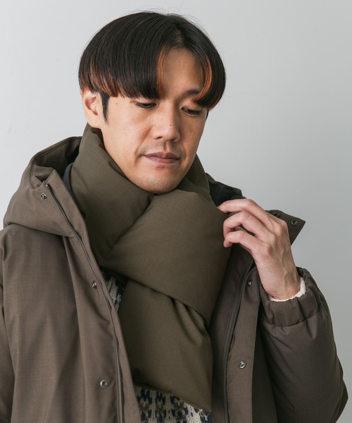 URBAN RESEARCH DOORS（アーバンリサーチドアーズ）の「ラミネートダウンマフラー（マフラー・メンズ・モカ/ブラック/グレー系その他・-）」の6枚目の写真