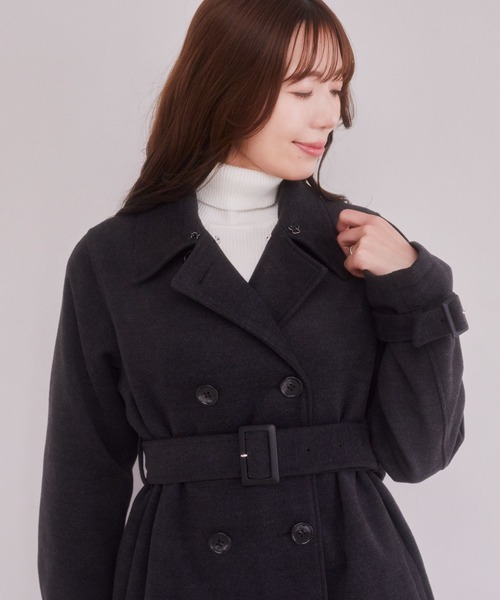 Areeam（アリーム）の「ファー付きケープコート（その他アウター・レディース・レッド/チャコールグレー・FREE）」の20枚目の写真