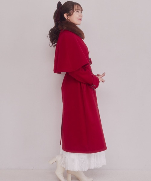 Areeam（アリーム）の「ファー付きケープコート（その他アウター・レディース・レッド/チャコールグレー・FREE）」の15枚目の写真