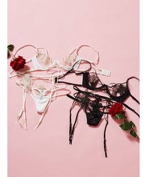 Ravijour（ラヴィジュール）の「スキンフラワー ブラ＆Tバック