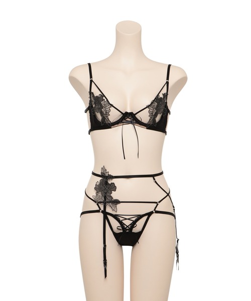 Ravijour（ラヴィジュール）の「スキンフラワー ブラ＆Tバック