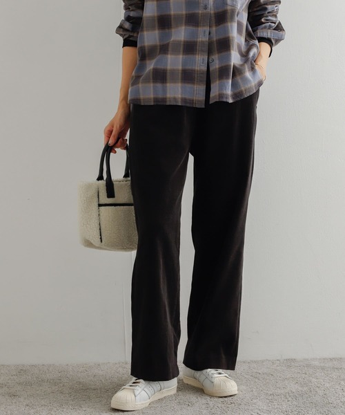 URBAN RESEARCH DOORS（アーバンリサーチドアーズ）の「『URTECH』コーデュロイイージーパンツ（その他パンツ・レディース・チャコールグレー/グリーン/ベージュ系その他・MEDIUM）」の16枚目の写真