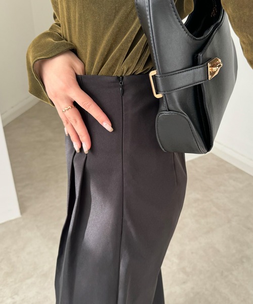 junoah(ジュノア)の「ハイウエストカットパンツ(スラックス・レディース・アイボリー/ダークベージュ/ブラック・MEDIUM/X-LARGE/LARGE)」の9枚目の写真