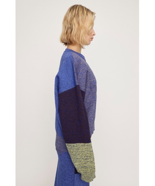 SLY（スライ）の「BLOCKING LIGHT KNIT TOPS ブロッキング ライト ニット トップス（ニット/セーター・レディース・ブルー系その他/ブラック系その他2/ホワイト系その他2・FREE）」の17枚目の写真