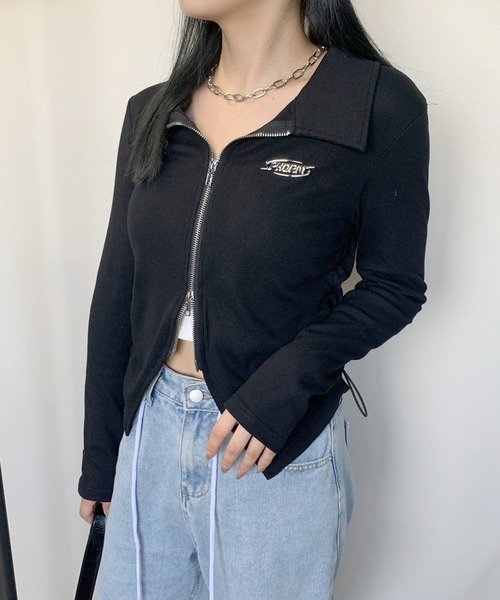 non-hedge(ノンヘッジ)の「プレート付ジップドロストショート丈トップス(Tシャツ/カットソー・レディース・グレー/オフホワイト/ブラック・FREE)」の1枚目の写真