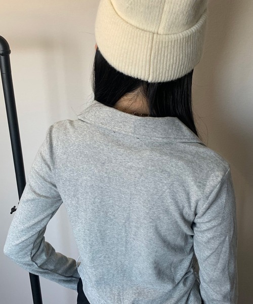 non-hedge(ノンヘッジ)の「プレート付ジップドロストショート丈トップス(Tシャツ/カットソー・レディース・グレー/オフホワイト/ブラック・FREE)」の10枚目の写真