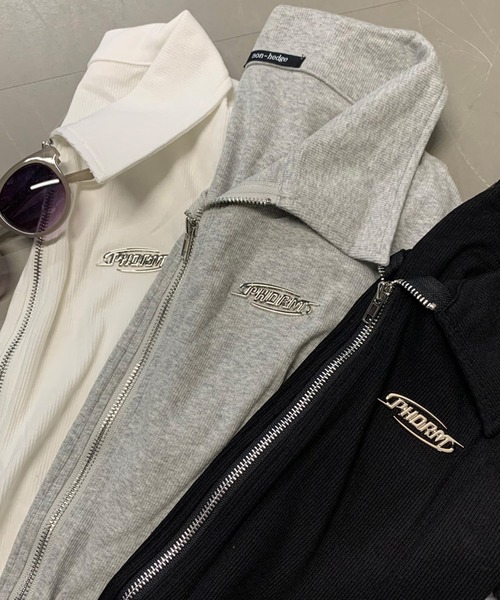 non-hedge(ノンヘッジ)の「プレート付ジップドロストショート丈トップス(Tシャツ/カットソー・レディース・グレー/オフホワイト/ブラック・FREE)」の17枚目の写真
