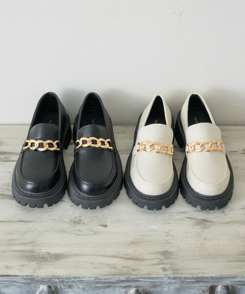 RETRO GIRL（レトロガール）の「チェーンローファー（ローファー・レディース・ブラック/オフホワイト・MEDIUM/LARGE）」の7枚目の写真