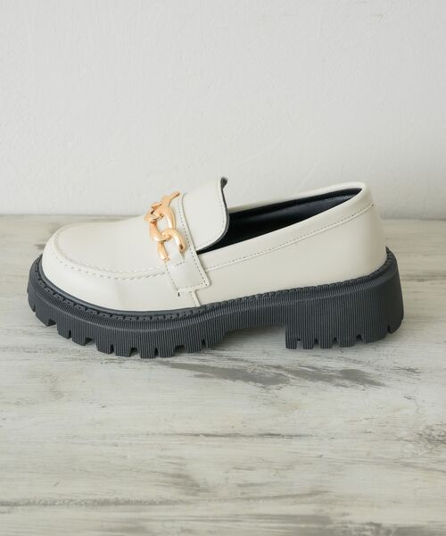 RETRO GIRL（レトロガール）の「チェーンローファー（ローファー・レディース・ブラック/オフホワイト・MEDIUM/LARGE）」の4枚目の写真