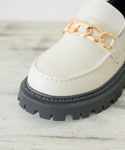 RETRO GIRL（レトロガール）の「チェーンローファー（ローファー・レディース・ブラック/オフホワイト・MEDIUM/LARGE）」の3枚目の写真