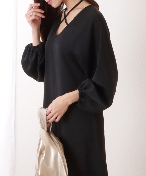 Lace Ladies(レースレディース)の「クロスリボン Vネック バルーン袖 ロング ワンピース(ワンピース・レディース・グレー/ブラック・S/FREE)」の4枚目の写真