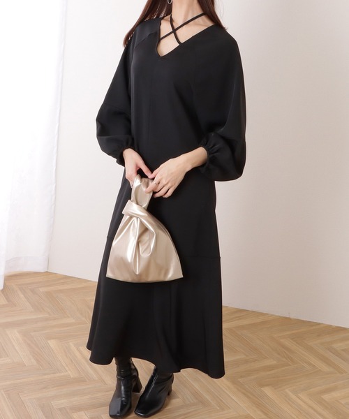 Lace Ladies(レースレディース)の「クロスリボン Vネック バルーン袖 ロング ワンピース(ワンピース・レディース・グレー/ブラック・S/FREE)」の5枚目の写真
