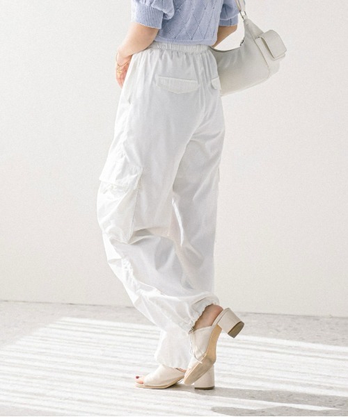 OLIVE des OLIVE(オリーブデオリーブ)の「リボンポケットカーゴパンツ 1041020030(カーゴパンツ・レディース・チャコールグレー/オフホワイト/サックスブルー/ピンク・FREE)」の8枚目の写真