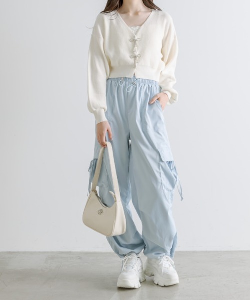 OLIVE des OLIVE(オリーブデオリーブ)の「リボンポケットカーゴパンツ 1041020030(カーゴパンツ・レディース・チャコールグレー/オフホワイト/サックスブルー/ピンク・FREE)」の15枚目の写真