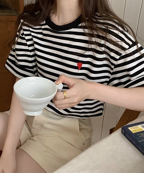 Bifrost(ビフレスト)の「ハートのロゴがポイント。クルーネックカラーボーダーTシャツ(Tシャツ/カットソー・レディース・イエロー/グリーン/グレー/ブラウン/ライトベージュ/ミント/ネイビー/ライトブルー/ライトイエロー/ライトピンク・FREE)」の17枚目の写真