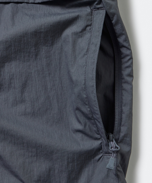 DAIWA PIER39(ダイワピア39)の「DAIWA PIER39 TECH DETACHABLE WINDBREAKER BJ-50024(ナイロンジャケット・メンズ・ネイビー/ブラック/チャコールグレー・SMALL/MEDIUM)」の10枚目の写真