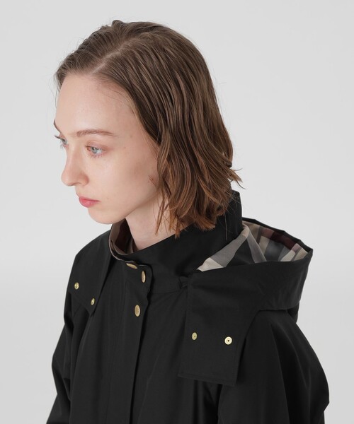 BLUE LABEL CRESTBRIDGE（ブルーレーベルクレストブリッジ）の