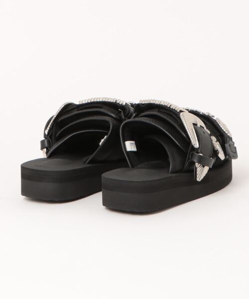 TOGA PULLA(トーガ プルラ)の「TOGA PULLA TOGA × SUICOKE MOTO TC31-AJ501(サンダル・レディース・ブラック・23㎝)」の3枚目の写真