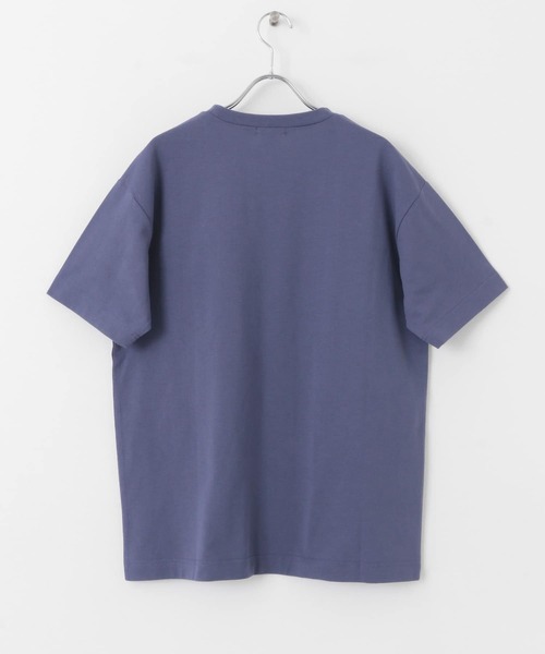 ITEMS URBANRESEARCH(アイテムズ アーバンリサーチ)の「『吸水速乾/イージーケア/UVカット』高機能TC天竺 ポケットTシャツ(Tシャツ/カットソー・メンズ・チャコールグレー/ブルー/グレー系その他/ホワイト・MEDIUM/LARGE)」の16枚目の写真