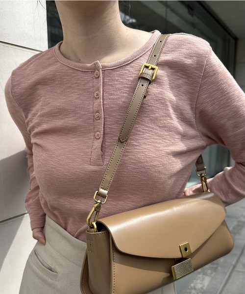 lawgy（ラウジー）の「ruff half button rib t / ルフハーフボタンリブt（Tシャツ/カットソー・レディース・ホワイト/ピンク/ブルー系その他・FREE）」の11枚目の写真