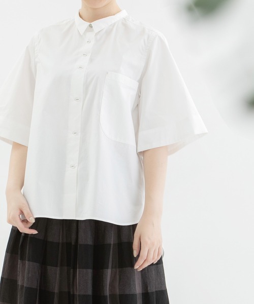 nop de nod（ノップドゥノッド）の「スモールカラーフレアー5分袖シャツ（シャツ/ブラウス・レディース・オフホワイト/ブラック/ドット/スミクロ・3）」の2枚目の写真