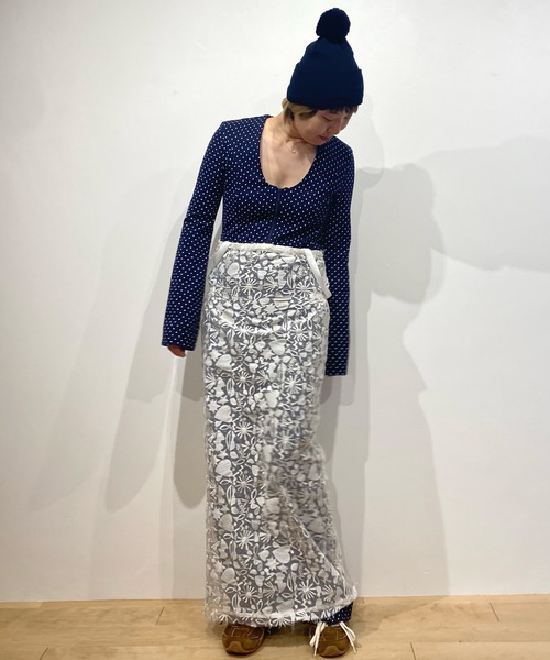 HOLIDAY（ホリデイ）の「PONPON KNIT CAP (HOLIDAY) ポンポンニットキャップ (ホリデイ)（ニットキャップ/ビーニー・レディース・ネイビー/グリーン/ブラック/レッド・ONE SIZE）」の10枚目の写真