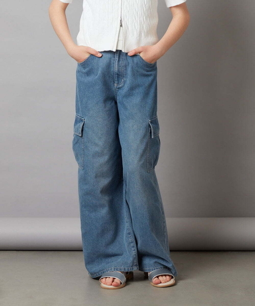 a.v.v（アーヴェヴェ）の「【ジュニア】[140-150]カーゴデニムワイドパンツ（デニムパンツ・キッズ・ブルー/ブラック・140/150）」の6枚目の写真