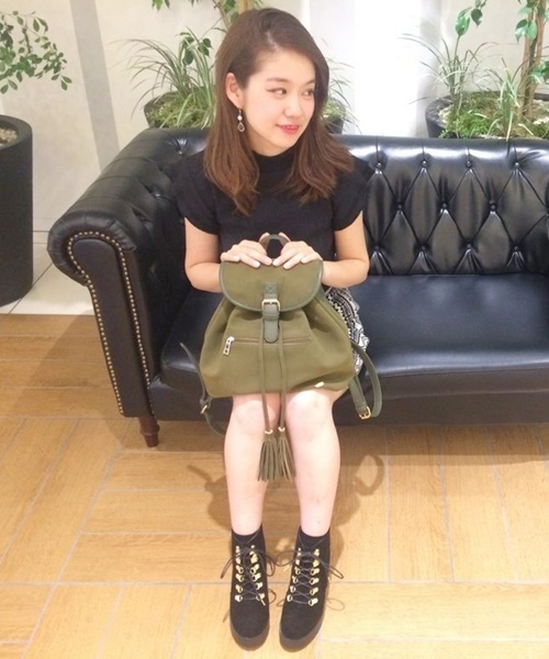 Chico(チコ)の「【who's who Chico】スエードマウンテンブーツ(ブーツ・レディース・グレー/ベージュ/ブラック・MEDIUM/SMALL/LARGE)」の12枚目の写真