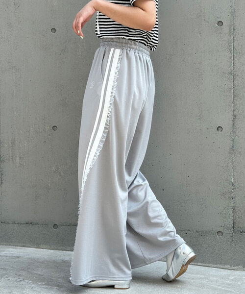 セール】フリルラインワイドトラックパンツ（その他パンツ