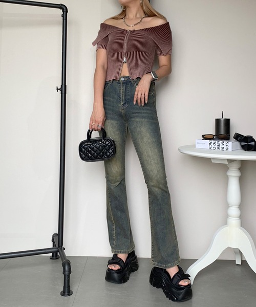non-hedge（ノンヘッジ）の「ダブルジップ付ブリーチクロップド丈オフショルニットトップス（ニット/セーター・レディース・ブラウン/ブルー/ブラック/カーキ・FREE）」の5枚目の写真