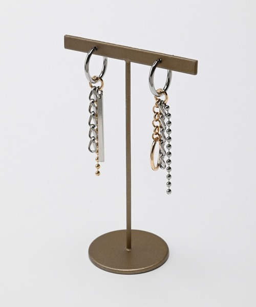 送料込/関税込■JACQUEMUS■アシンメトリーフープピアス アッセンブル チャーム アシンメトリー フープ ピアス（ピアス