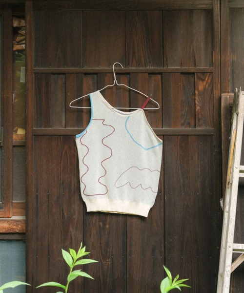 寛大なインテリアのニットタンク（タンクトップ）｜PAMM（パム）の