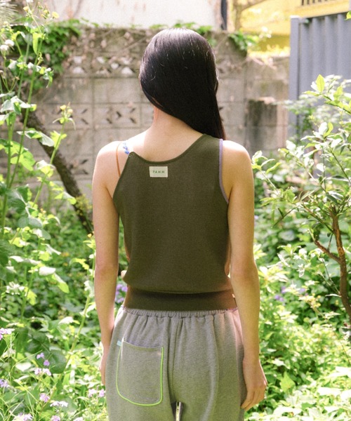 寛大なインテリアのニットタンク（タンクトップ）｜PAMM（パム）の