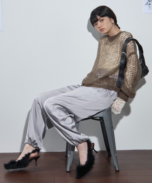 THE YOn（ザヨン）の「フォックスライクファースリングバックパンプス（パンプス・レディース・ライトグレー/モカ/ブラック・36/37/38）」の22枚目の写真