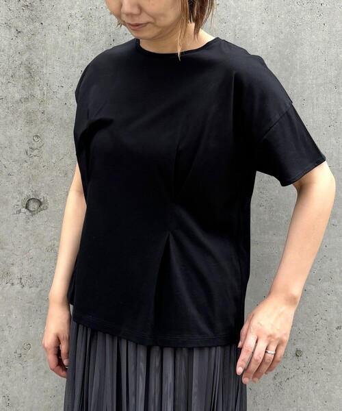 COMME CA ISM(コムサイズム)の「綿混 タック Tシャツ(Tシャツ/カットソー・レディース・ブルー/ブラック/ホワイト・M/L)」の19枚目の写真