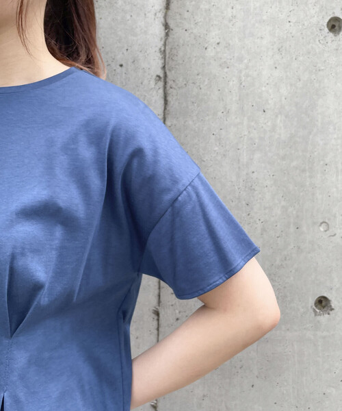 COMME CA ISM(コムサイズム)の「綿混 タック Tシャツ(Tシャツ/カットソー・レディース・ブルー/ブラック/ホワイト・M/L)」の13枚目の写真