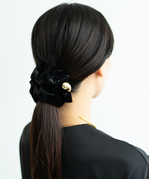 BARNYARDSTORM（バンヤードストーム）の「BARNYARDSTORM / メタルツキシュシュ（シュシュ・レディース・ブラック/ブラウン・FREE）」の7枚目の写真