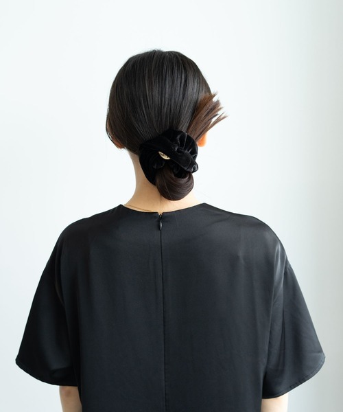 BARNYARDSTORM（バンヤードストーム）の「BARNYARDSTORM / メタルツキシュシュ（シュシュ・レディース・ブラック/ブラウン・FREE）」の8枚目の写真