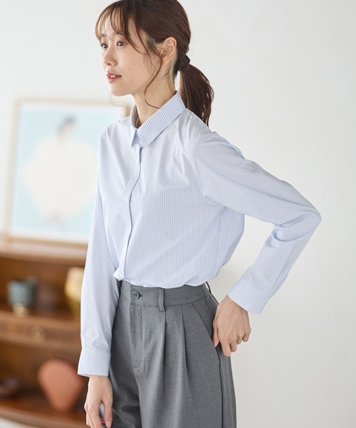 Honeys（ハニーズ）の「【らくらくアイロン】らくらく伸縮シャツ（ビジネスシャツ・レディース・ブラック/ライトブルー/グレイッシュベージュ/ホワイト×ブルー/ホワイト/サックスブルー系/ブルー系その他/ラベンダー/ホワイト×ネイビー・S/M/L/LL/3L）」の20枚目の写真