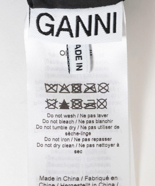 GANNI(ガニー)の「GANNI Recycled Tech Backpack(バックパック/リュック・レディース・ブラック・-)」の9枚目の写真