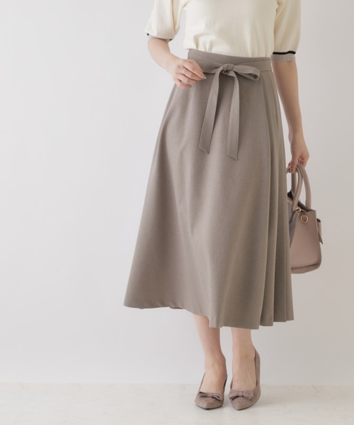 couture brooch（クチュールブローチ）の「【美シルエット・好印象スカート】サイドタックプリーツスカート（スカート・レディース・ブラウン系その他/ネイビー・36/38/40/42）」の7枚目の写真