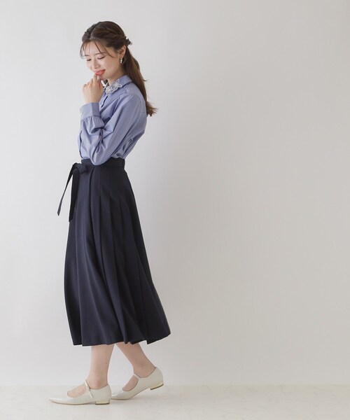 couture brooch（クチュールブローチ）の「【美シルエット・好印象スカート】サイドタックプリーツスカート（スカート・レディース・ブラウン系その他/ネイビー・36/38/40/42）」の15枚目の写真