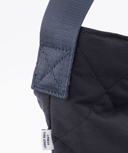 J.PRESS YORK STREET（ジェイプレスヨークストリート）の「【UNISEX】ショルダーバッグ（ショルダーバッグ・メンズ・カーキ系/ネイビー系・F）」の5枚目の写真