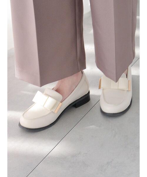 Te chichi TERRASSE（テチチテラス）の「リボンローファー（パンプス・レディース・ブラウン/ブラック/オフホワイト・M/L）」の11枚目の写真